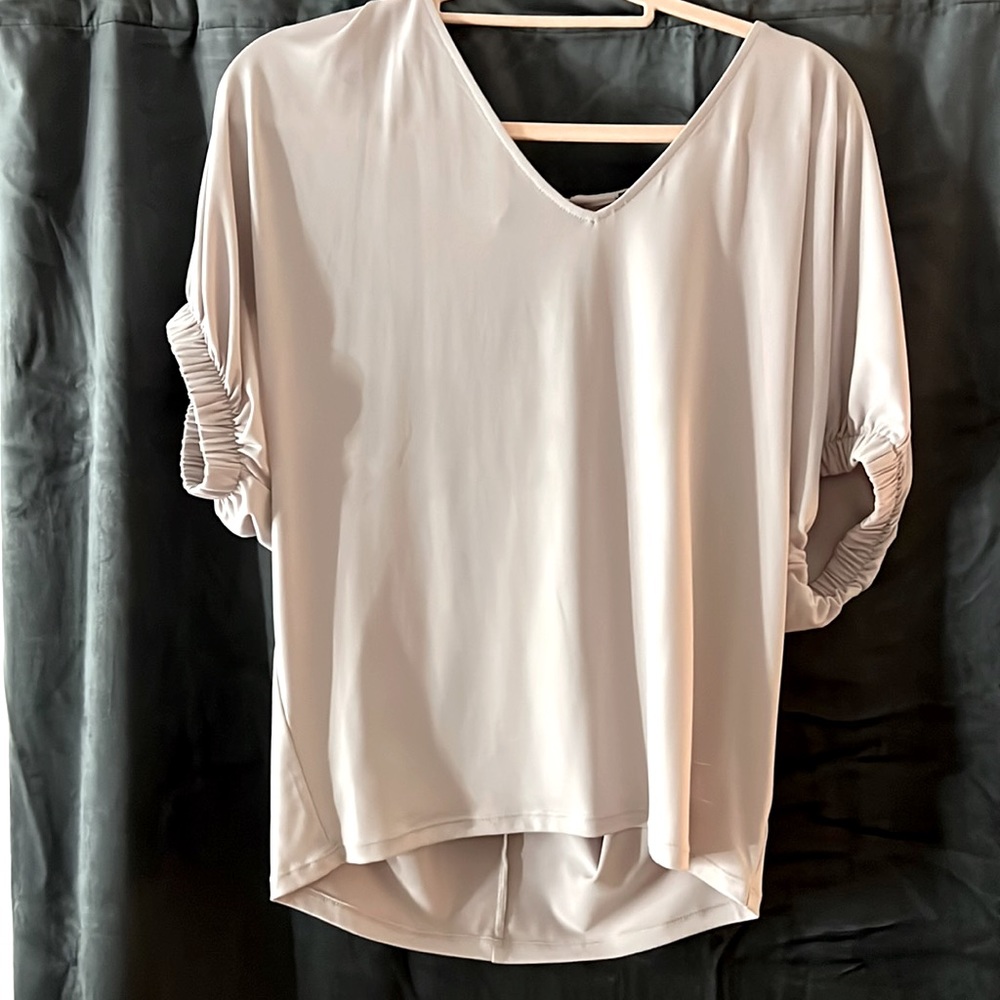 Express light pink top